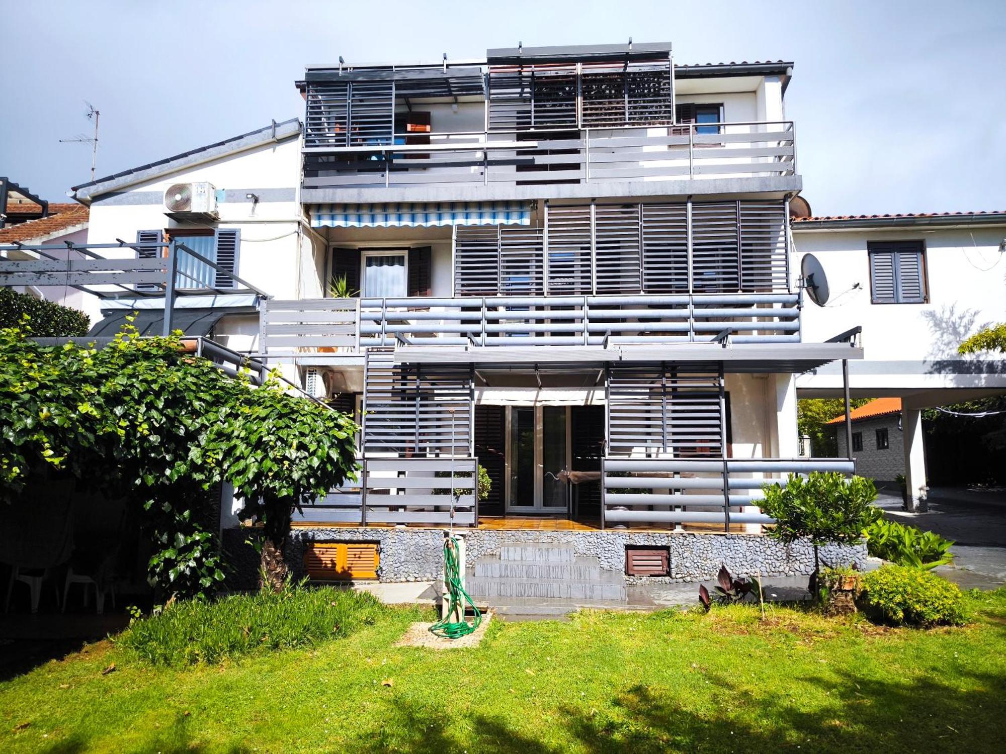 Apartmani Andrea พูลา ภายนอก รูปภาพ